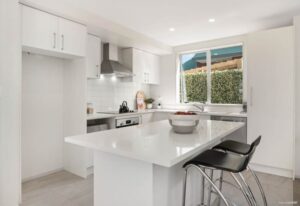 Beaumont in One Tree Hill 2 Kitchen