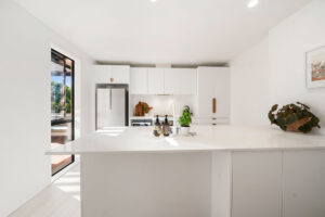 Castleton in Mt Albert 5 Kitchen House of the Year 2021 Gold