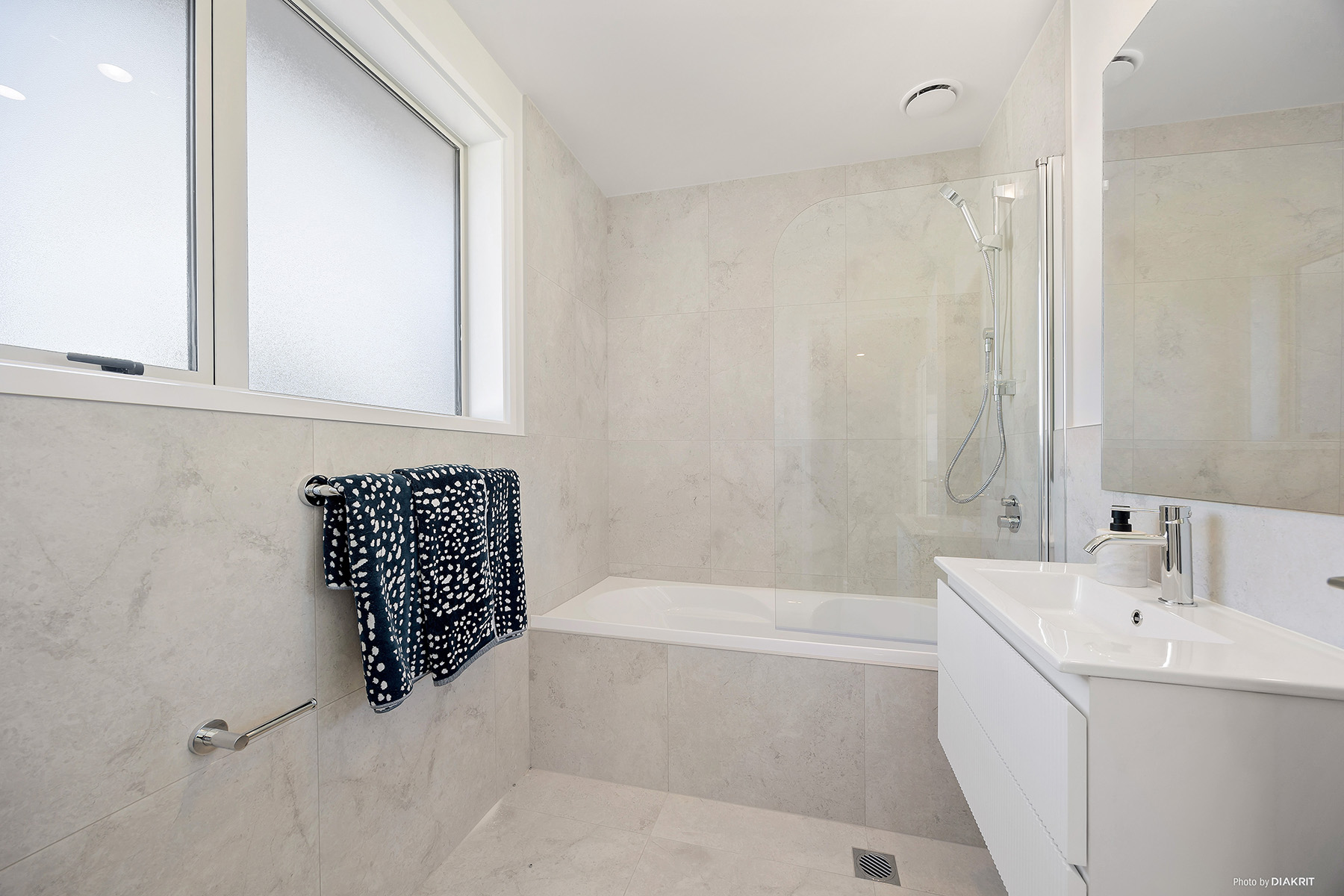 Open Home Weekend - 372 Lake Road, Takapuna - Bathroom